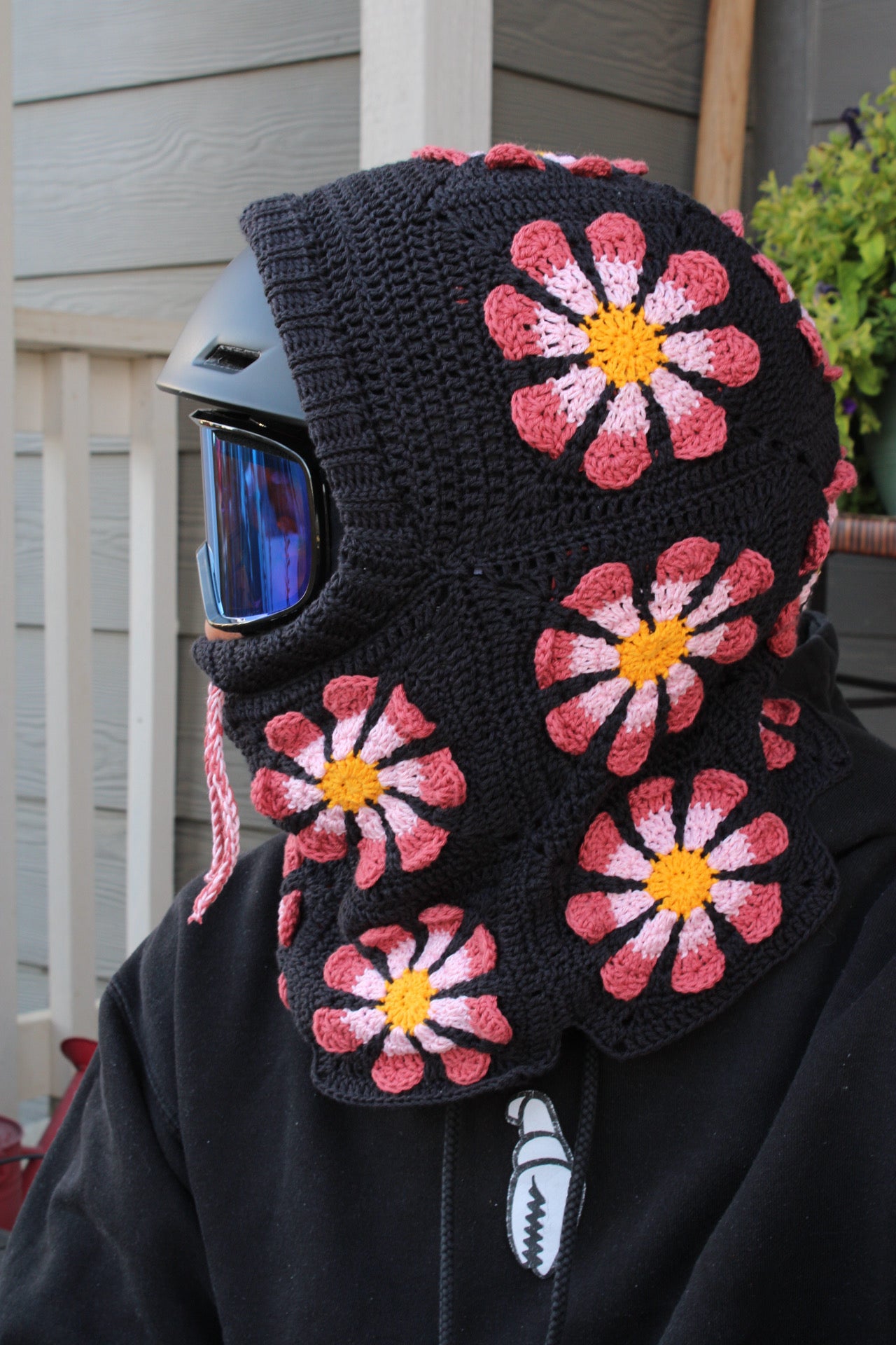 Handmade Crochet Snowboarding Hood – 100% Cotton Yarn | Retro Flower Design